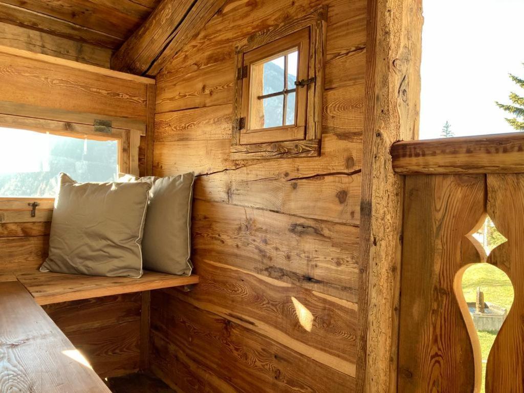 La Placette - Albergo Diffuso E Trattoria Usseaux Eksteriør billede