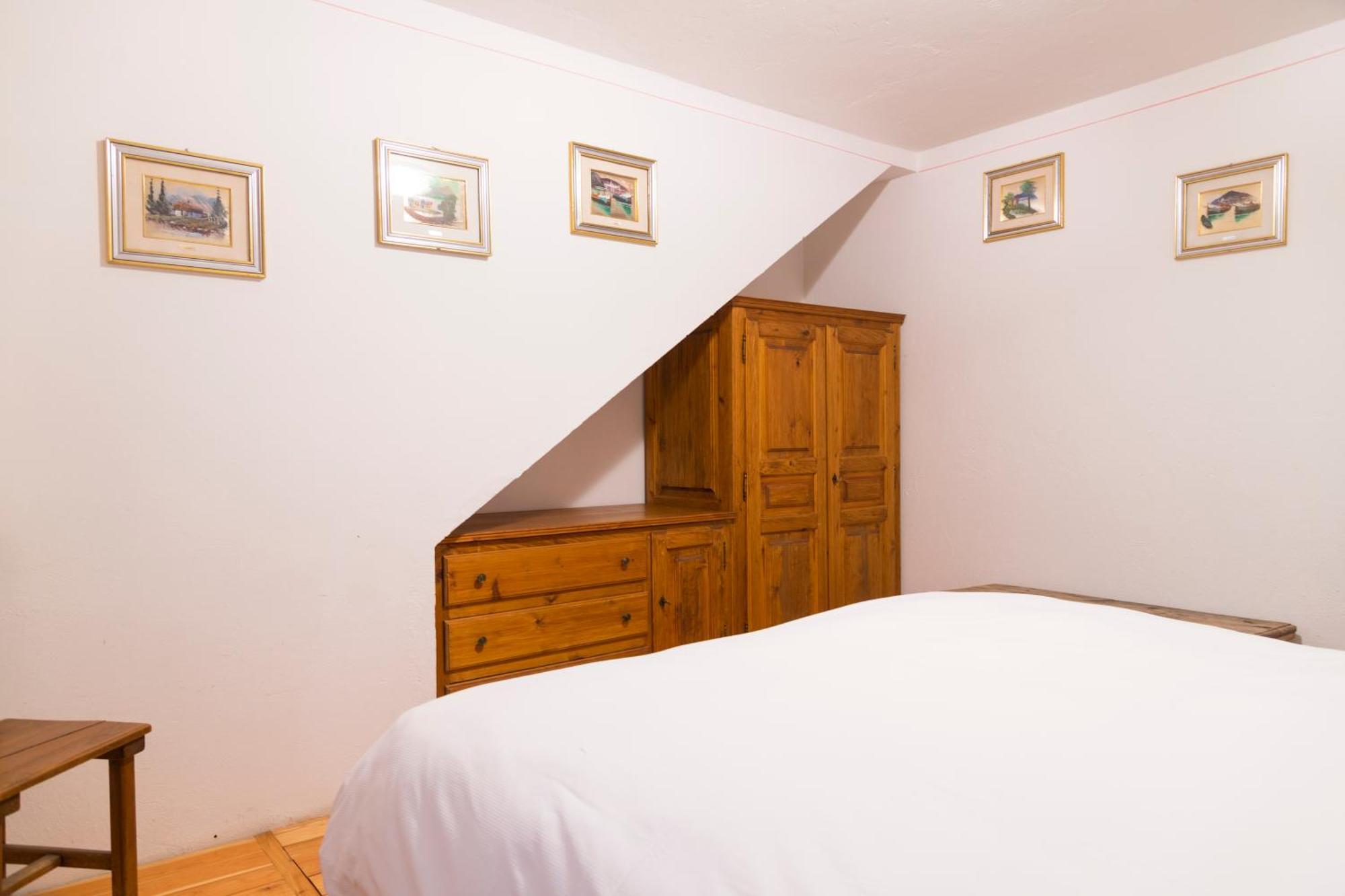 La Placette - Albergo Diffuso E Trattoria Usseaux Eksteriør billede