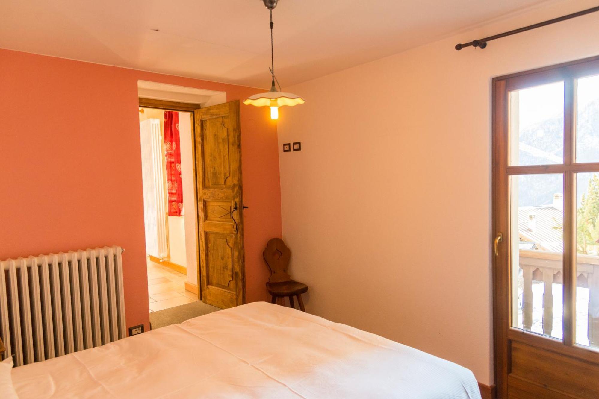 La Placette - Albergo Diffuso E Trattoria Usseaux Eksteriør billede