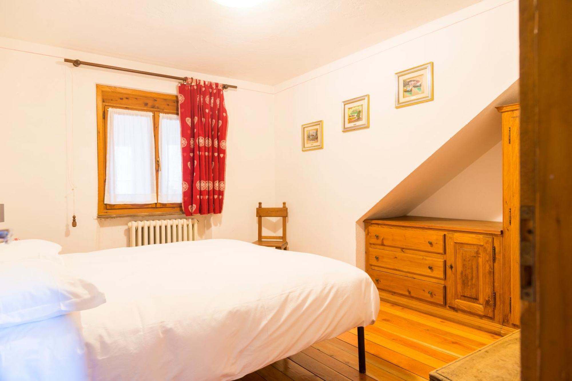 La Placette - Albergo Diffuso E Trattoria Usseaux Eksteriør billede