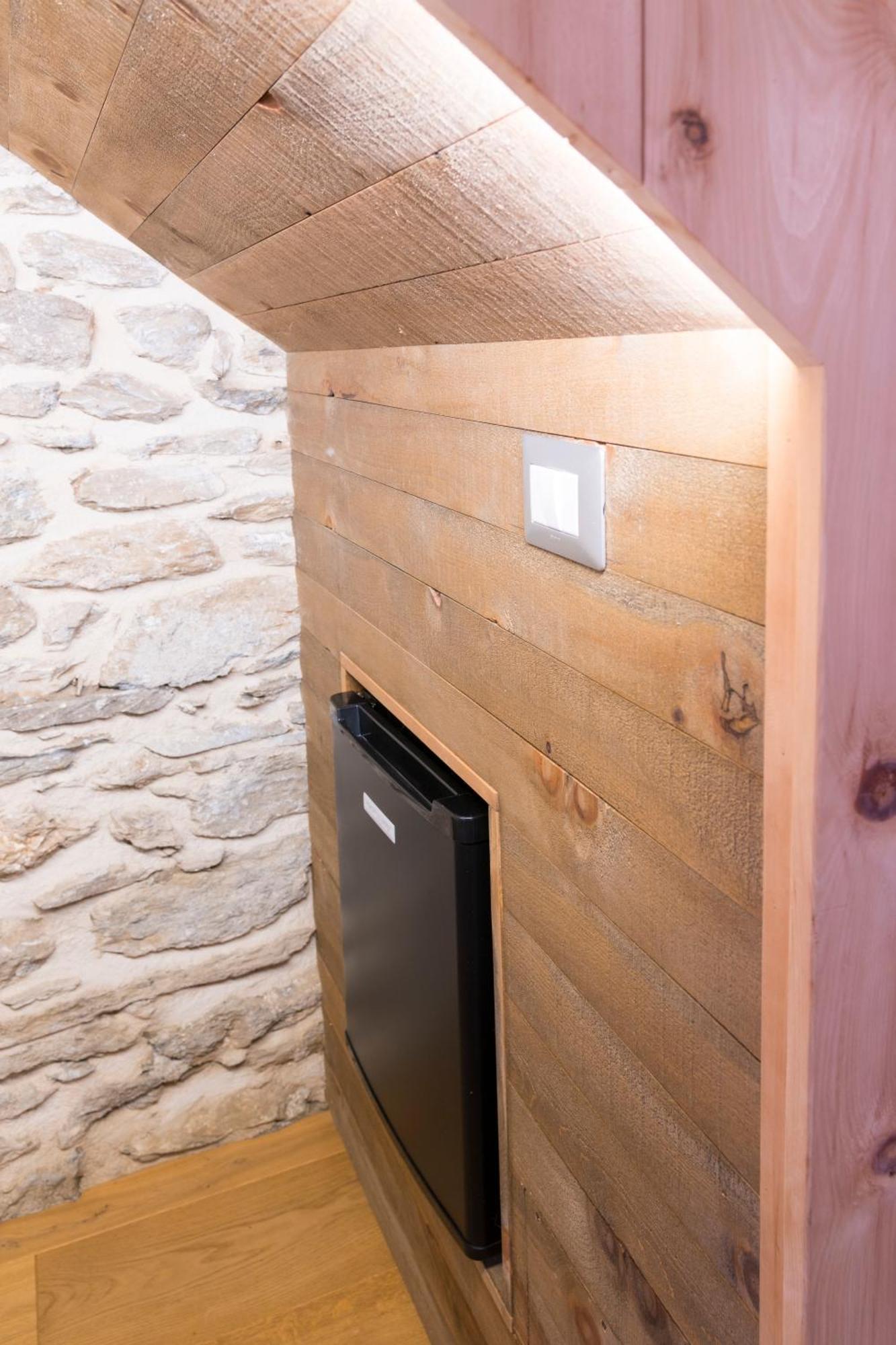 La Placette - Albergo Diffuso E Trattoria Usseaux Eksteriør billede