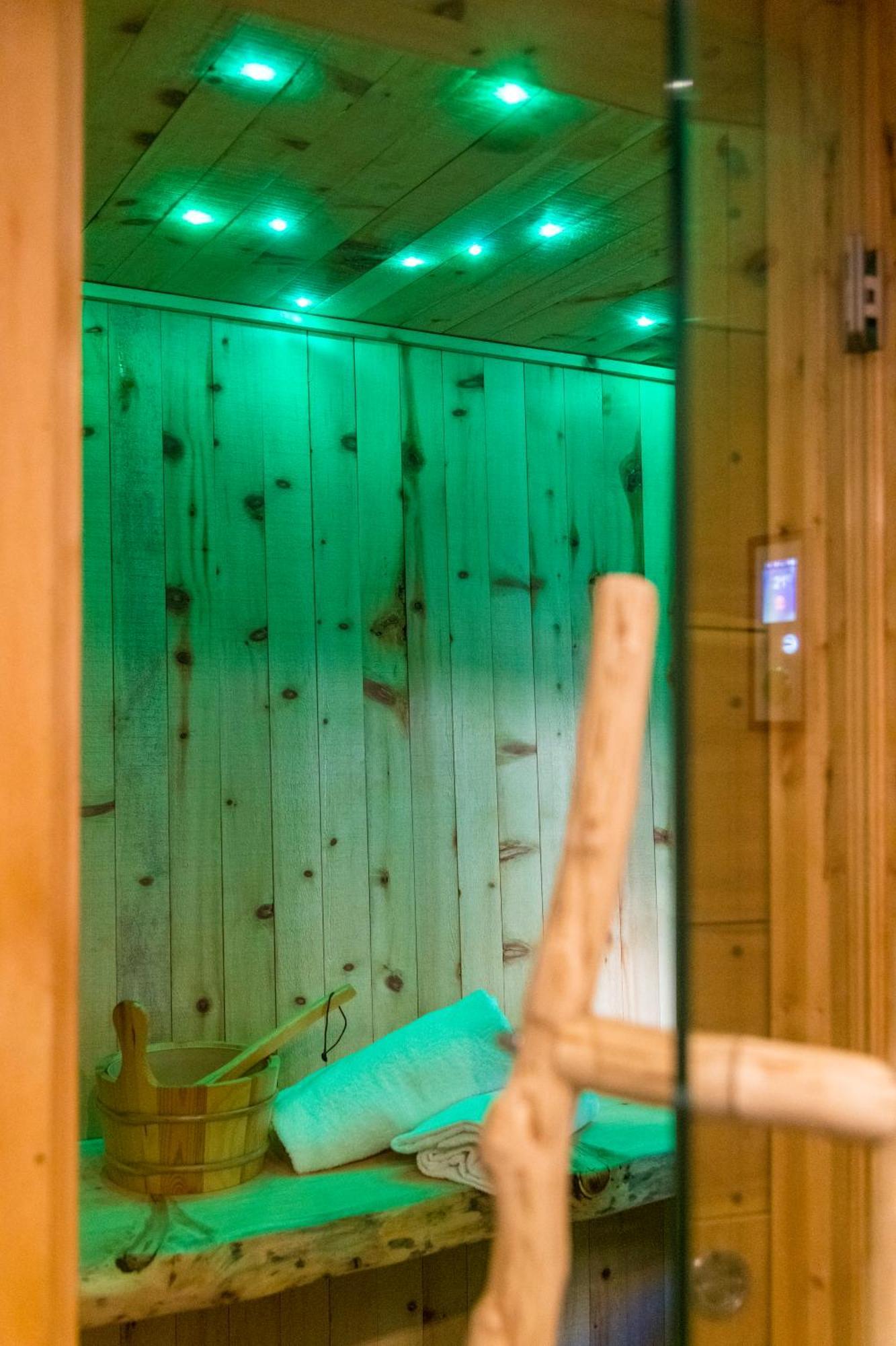 La Placette - Albergo Diffuso E Trattoria Usseaux Eksteriør billede